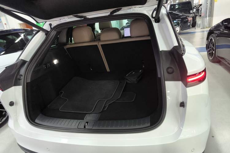 Used Li Auto Li Auto i6 
