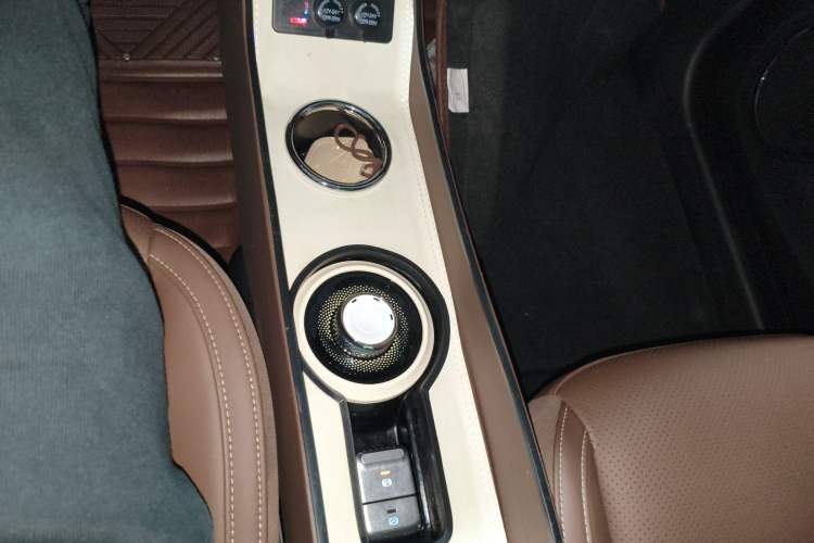 Used Wuling Bingo 2023 333 km Lingxi Connected+ Version
