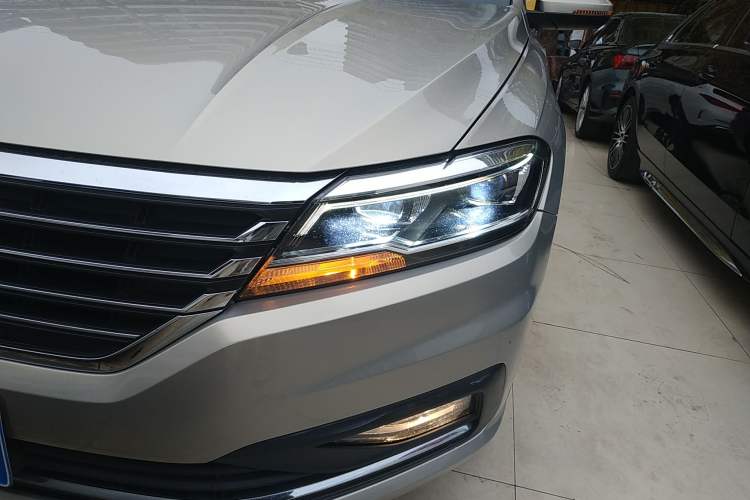 Used Volkswagen Lavida 2021 280TSI DSG Comfort Edition
