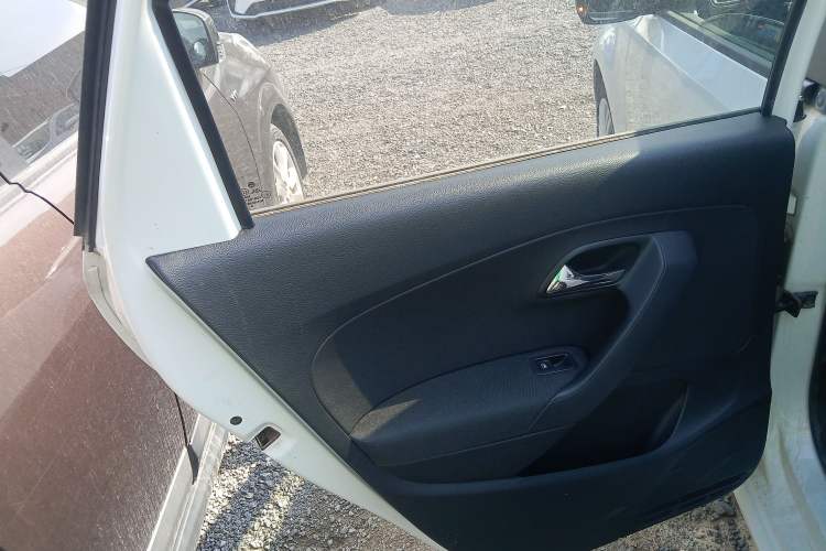 Used Volkswagen Polo 2018 1.5L Automatic Enjoyment Model
