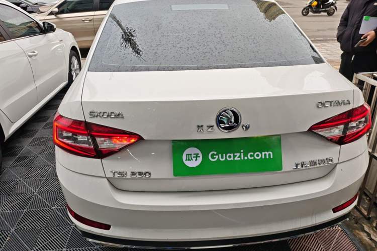 Used Skoda Octavia 2018 TSI230 DSG Luxury Edition