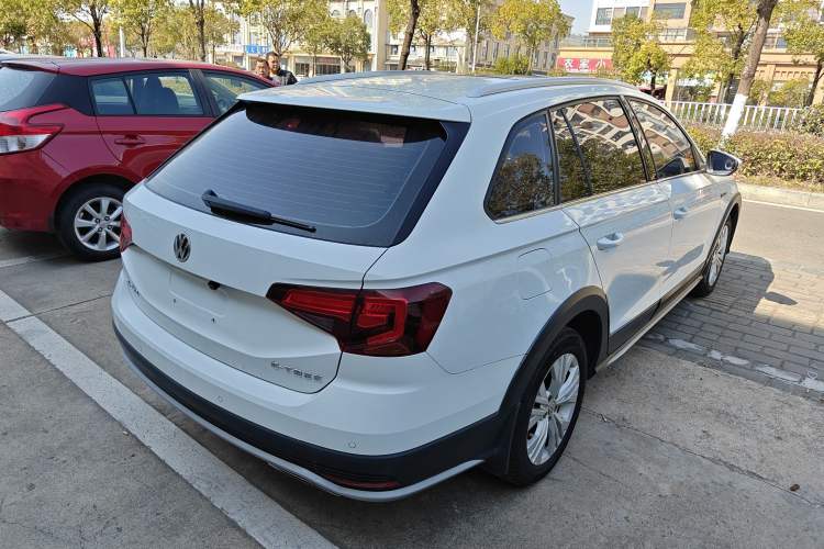 Used Volkswagen C-TREK 2017 1.6L Automatic Comfort Model
