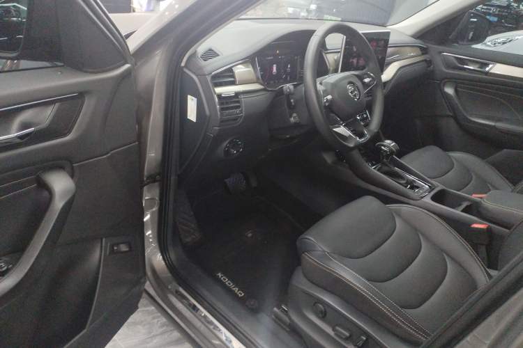 Used Skoda Kodiaq 2023 TSI330 7-Seater Two-Wheel-Drive Luxury Edition