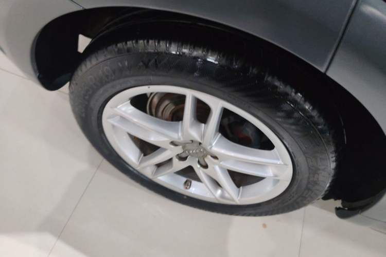 Used Audi Q5 2017 Plus 40 TFSI Technology Model
