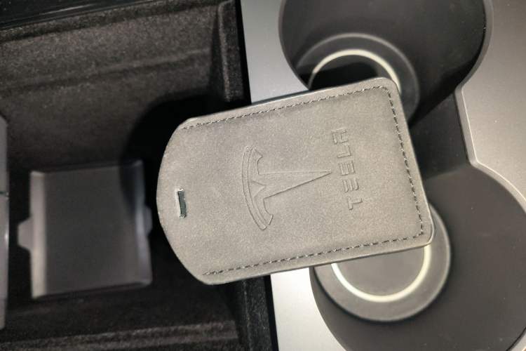 Used Tesla Model Y 2023 Rear-Wheel-Drive Version