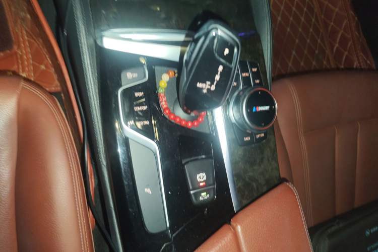 Used BMW 5 Series 2018 Restyled 530Li Leading Edition M Sport Package