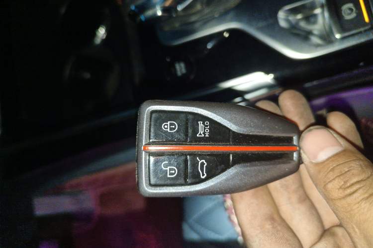 Used Hongqi HS5 2019 2.0T Smart Connect Flagship All-Wheel-Drive Version