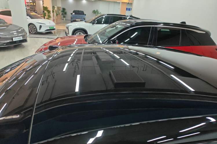 Used ONVO L60 2024 60 kWh Rear-Drive Version