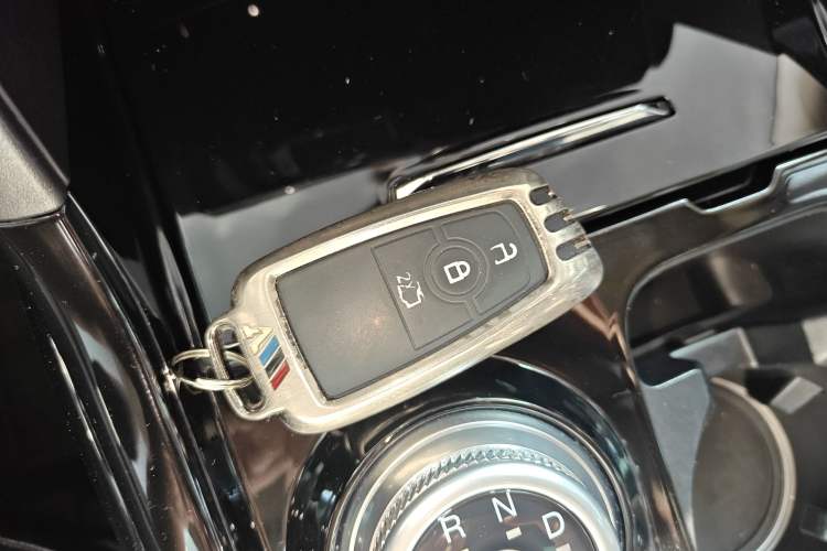 Used Ford Explorer 2020 EcoBoost 285 4x4 Titanium Edition 6 Seats