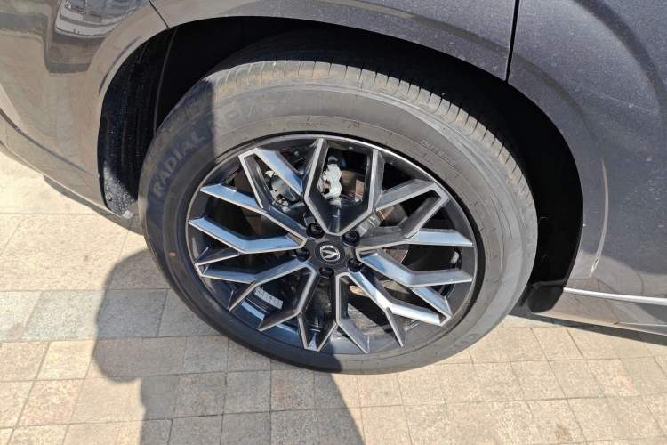 Used Changan UNI-Z New Energy 2025 Model, Smart New Blue Whale 125km Battleship+ Version
