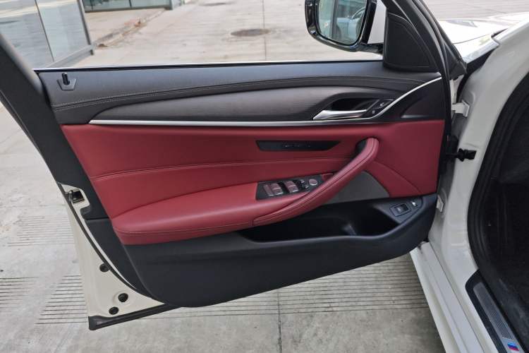 Used BMW 5 Series New Energy 2022 Restyled 535Le M Sport Package
