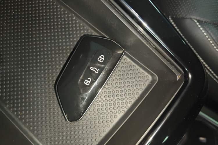 Used Volkswagen Talagon 2023 Facelift 380TSI All-Wheel-Drive Luxury Jiajing Pro 6-Seater
