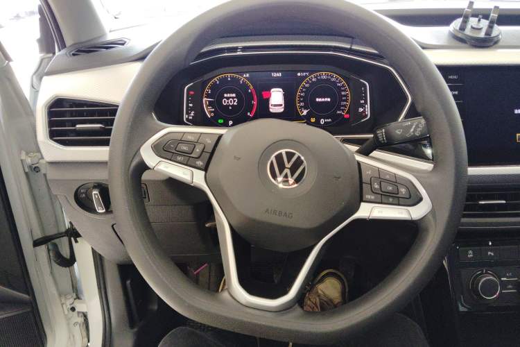 Used Volkswagen Tacqua 2021 200TSI DSG JoyConnect Edition
