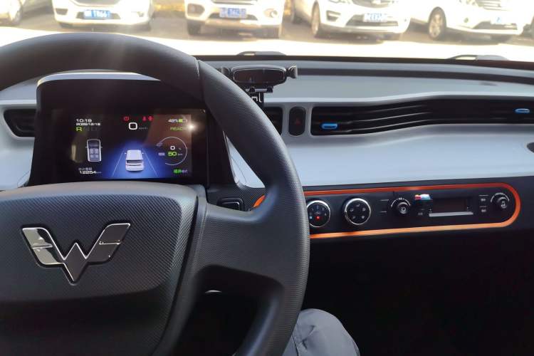 Used Wuling Hongguang MINIEV 2022 Zizai Version Lithium Iron Phosphate
