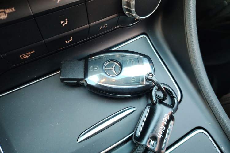 Used Mercedes-Benz CLA 2016 Facelifted CLA 260 4MATIC
