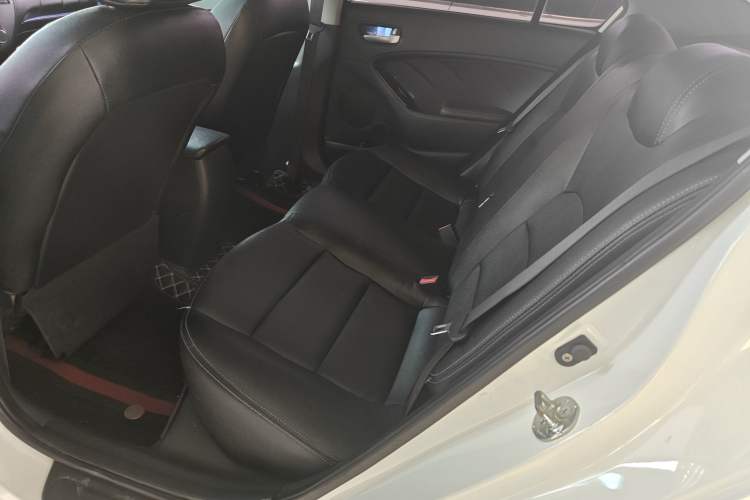 Used Kia K3 2016 1.6L Manual GL