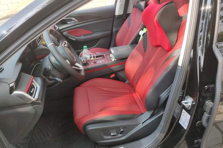 Used Hongqi H6 2024 2.0T ZhiMei Edition
