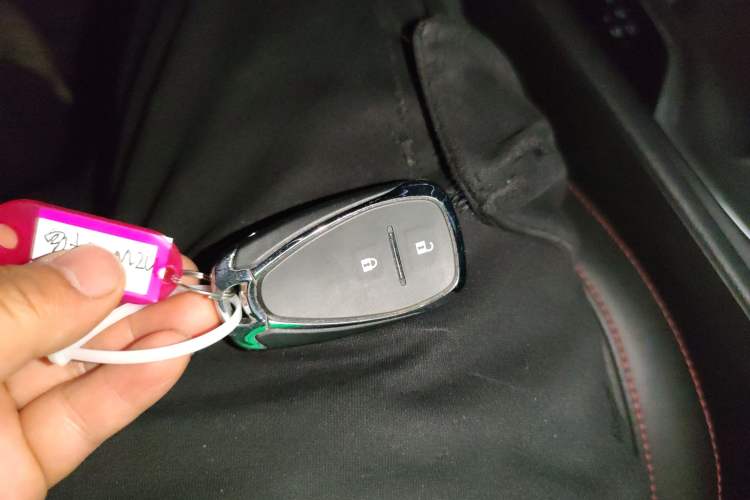 Used Chevrolet Orlando 2020 Light Hybrid Redline 530T Automatic Enjoyment Edition (5+2 Models)
