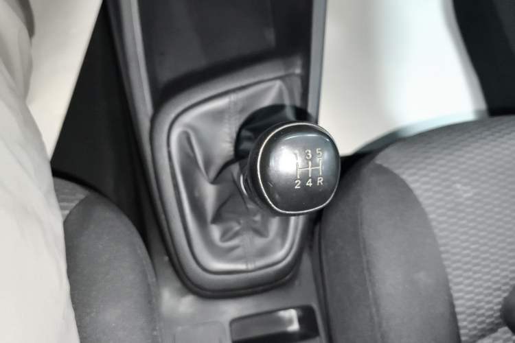 Used Hyundai Verna 2017 1.4L Manual Refreshed Version China V Standard
