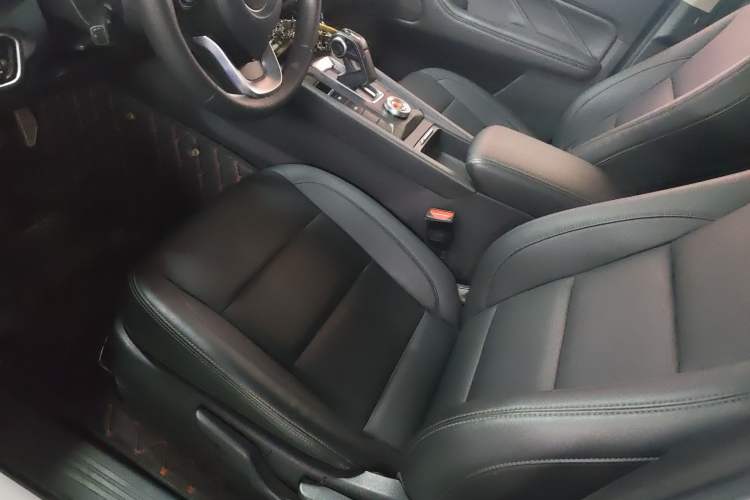 Used Great Wall Poer 2023 2.0T Commercial Version Automatic Diesel 4x4 Elite Long-Box GW4D20M