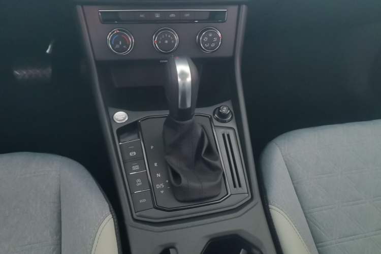 Used Volkswagen Lavida 2024 300TSI DSG Full-Comfort Edition