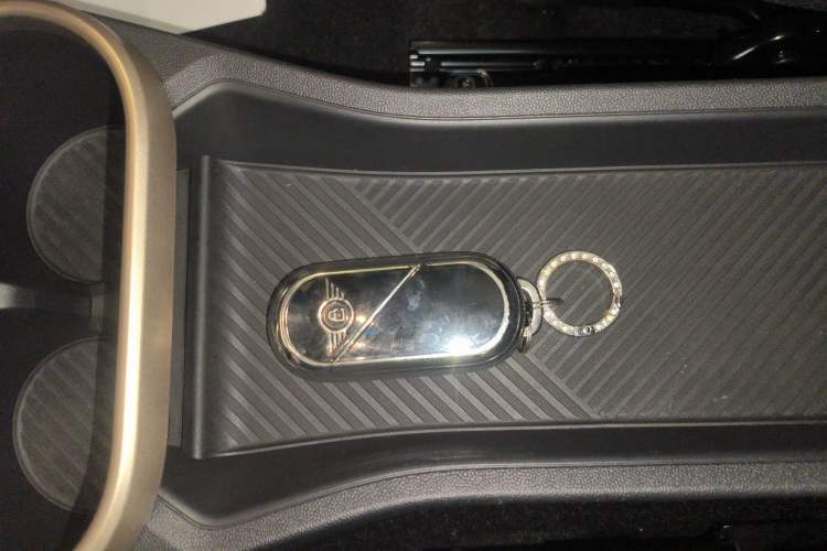 Used  MINI 2025 1.5T COOPER Classic Edition Five-Door Version
