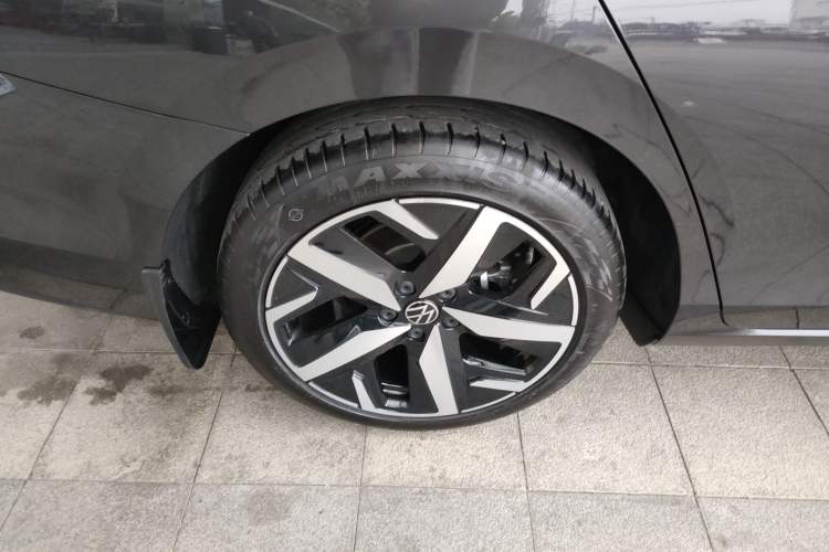 Used Volkswagen Lamando 2024 Lavida L 280TSI DSG Cool & Spicy Edition