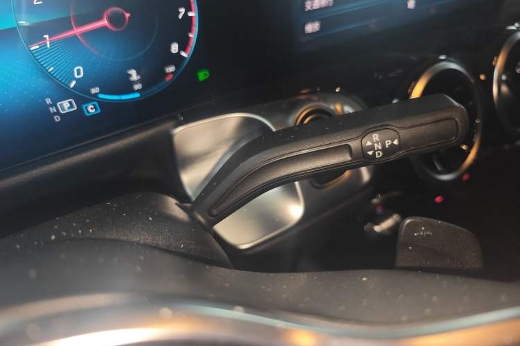 Used Mercedes-Benz GLB 2022 Second Facelift GLB 200 Fashion Edition