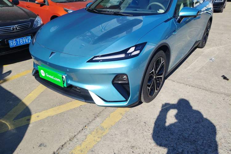 Used  L07 2024 300Max Qiankun Intelligent Driving ADS SE Range-Extended Version
