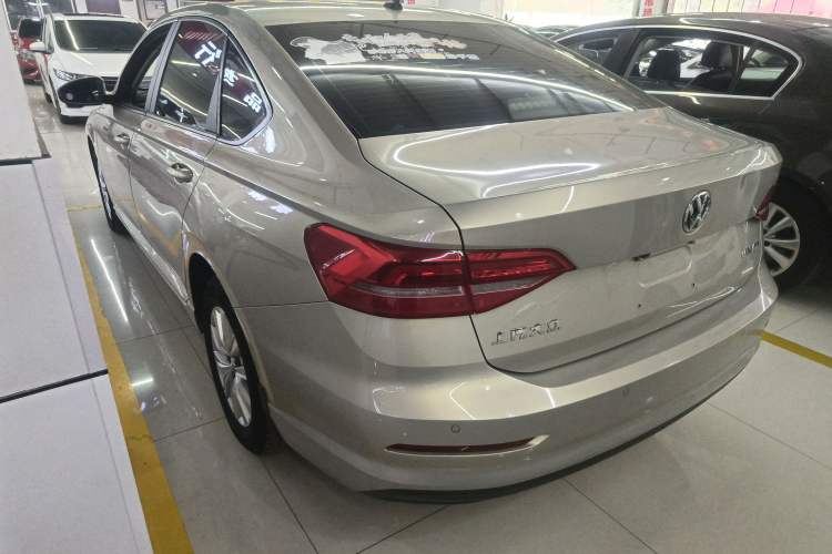 Used Volkswagen Lavida 2019 Lavida Start 1.5L Automatic Trendy Version China VI Standard
