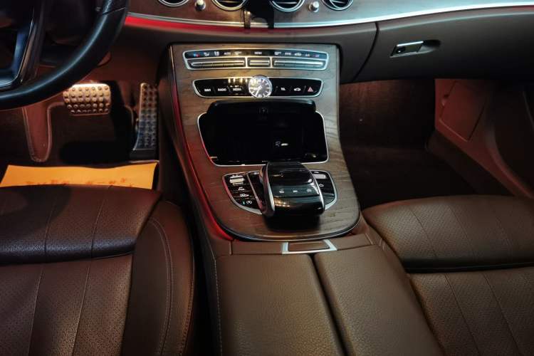 Used Mercedes-Benz E-Class 2016 E 200 L