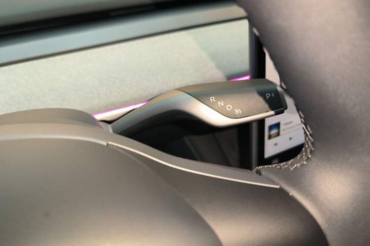 Used Tesla Model Y 2024 Long-Range All-Wheel-Drive Version
