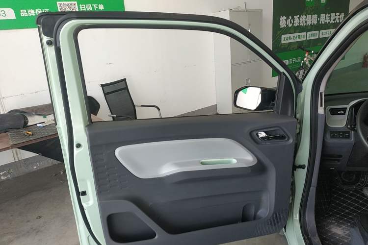 Used Wuling Hongguang MINIEV 2022 Macaron Premium Model – Lithium Iron Phosphate