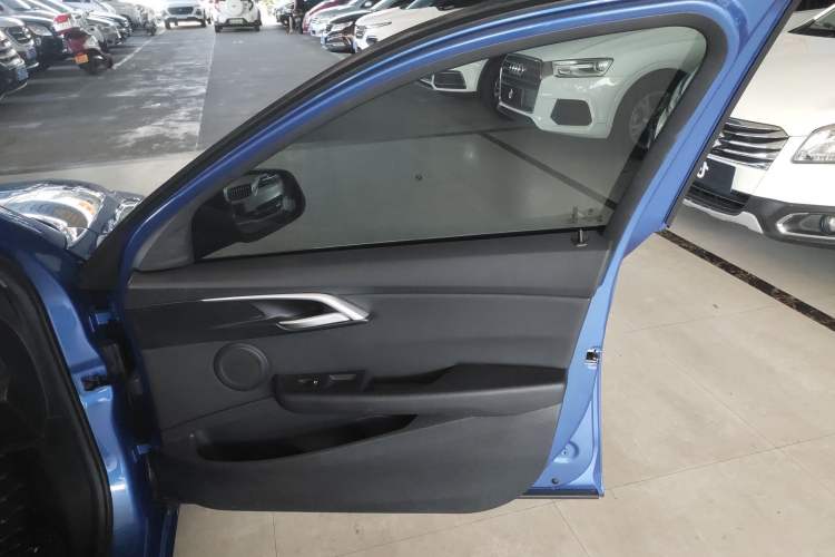 Used BMW 1 Series 2019 118i Fashion Model
