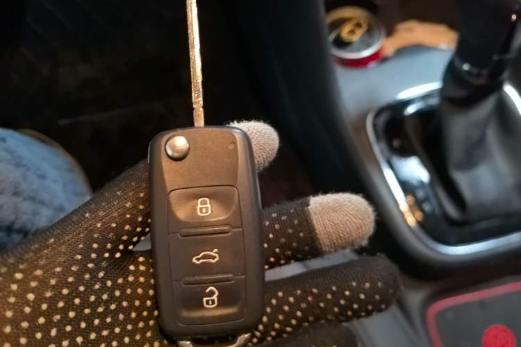 Used Volkswagen Polo 2018 1.5L Automatic Luxury Edition
