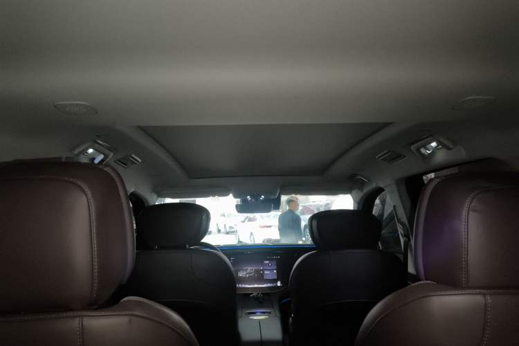 Used EXEED Lanyue 2023 400T Four-Wheel Drive Star Prestige Edition 6 Seats
