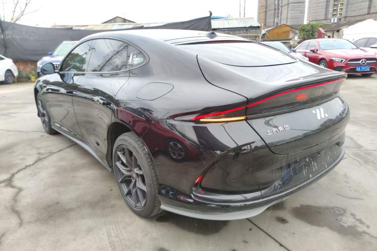 Used  L6 2024 Max Long-Range Version
