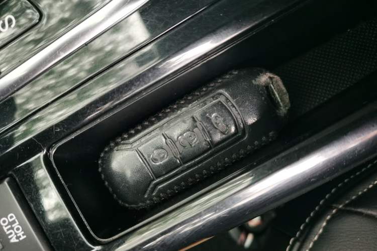 Used GAC Trumpchi GA6 2016 235T DCT Elite Edition
