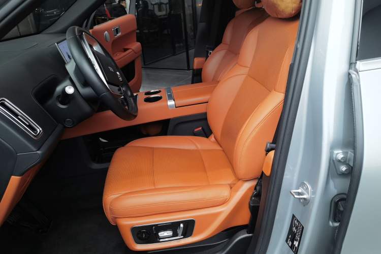 Used Li Auto L9 2022 Max model
