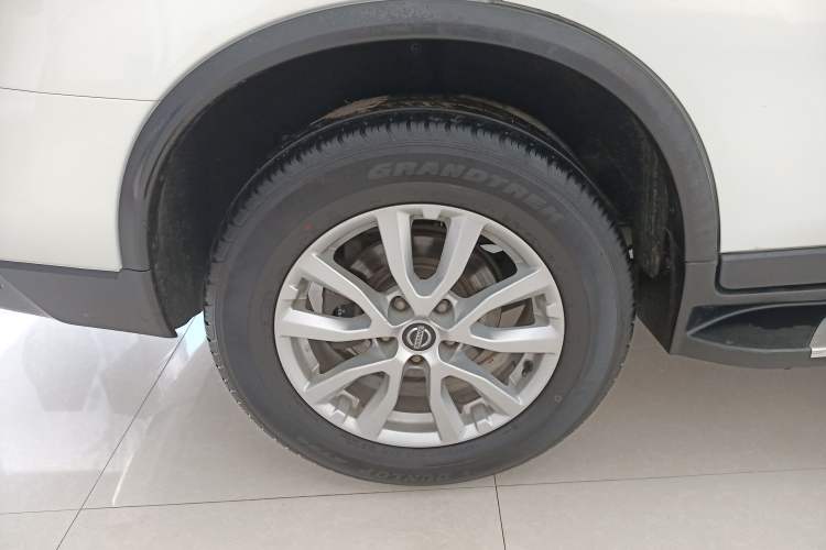 Used Nissan X-Trail 2019 2.0L CVT Smart Connect Comfort Edition 2WD
