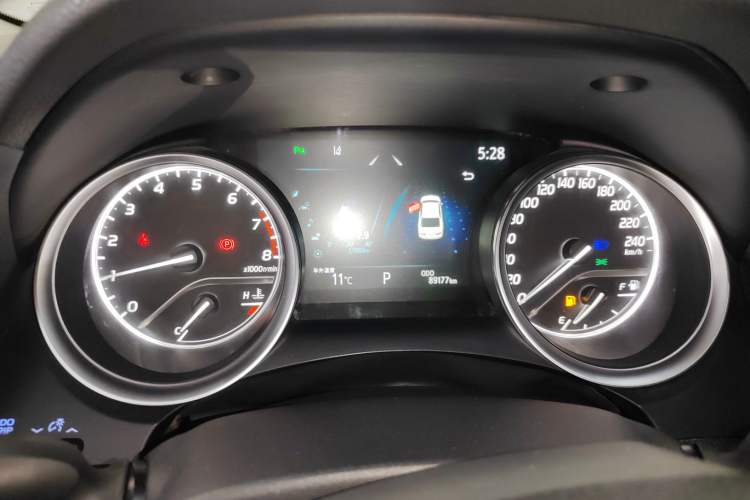 Used Toyota Camry 2021 2.0G Luxury Edition