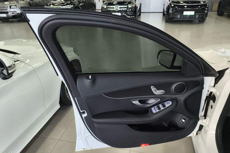 Used Mercedes-Benz C-Class 2021 C 200 L Fashion Edition Sport Version
