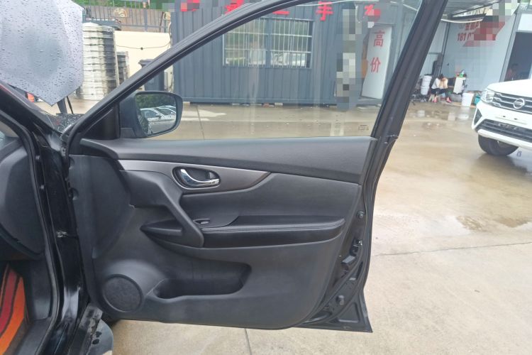 Used Nissan X-Trail 2014 2.0L CVT Comfort Edition 2WD
