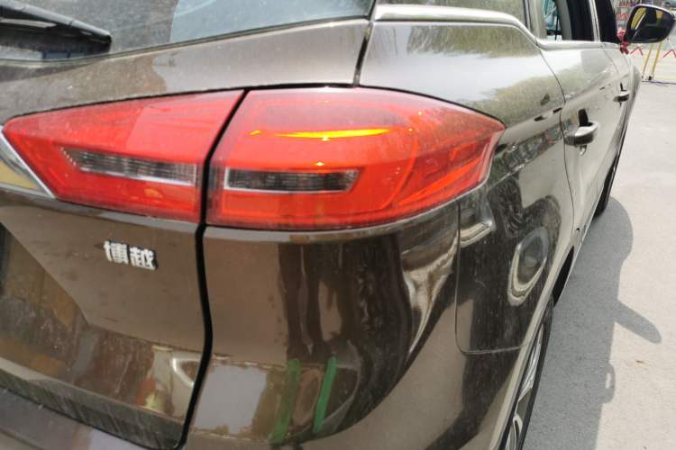 Used Geely Auto Emgrand X7 Sport 2016 1.8TD Automatic ZhiShang Model