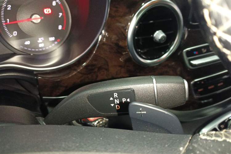 Used Mercedes-Benz V-Class 2018 V 260 L Prestige Extended Version China VI
