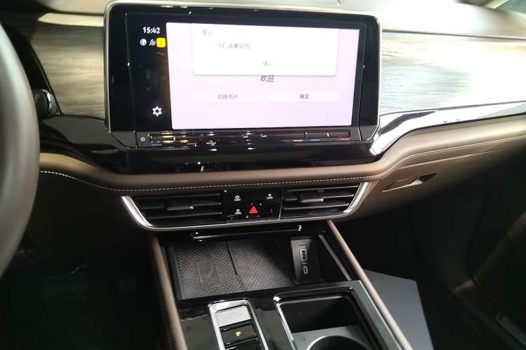 Used Volkswagen Viloran 2024 330TSI Luxury Edition