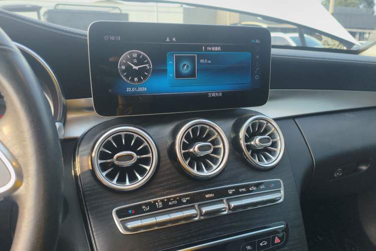 Used Mercedes-Benz C-Class 2019 C 180 L Fashion Edition Sport Version
