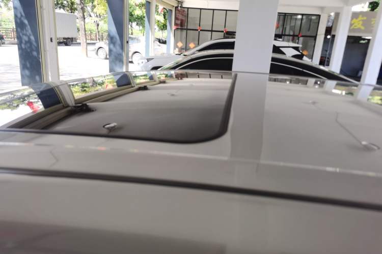 Used Toyota Avalon 2019 2.5L Ambition Version China VI Standard
