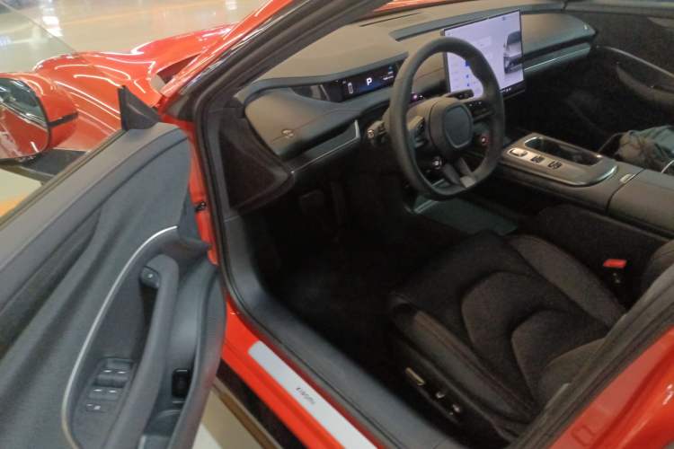 Used  SU7 2024 Rear-Drive Long-Range Intelligent Driving Version