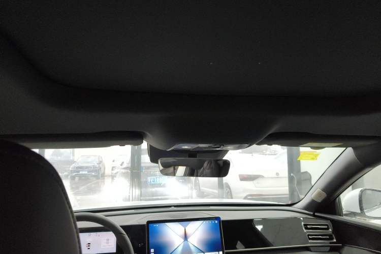 Used BYD Qin L 2025 DM-i Smart Drive 120KM Leading Model
